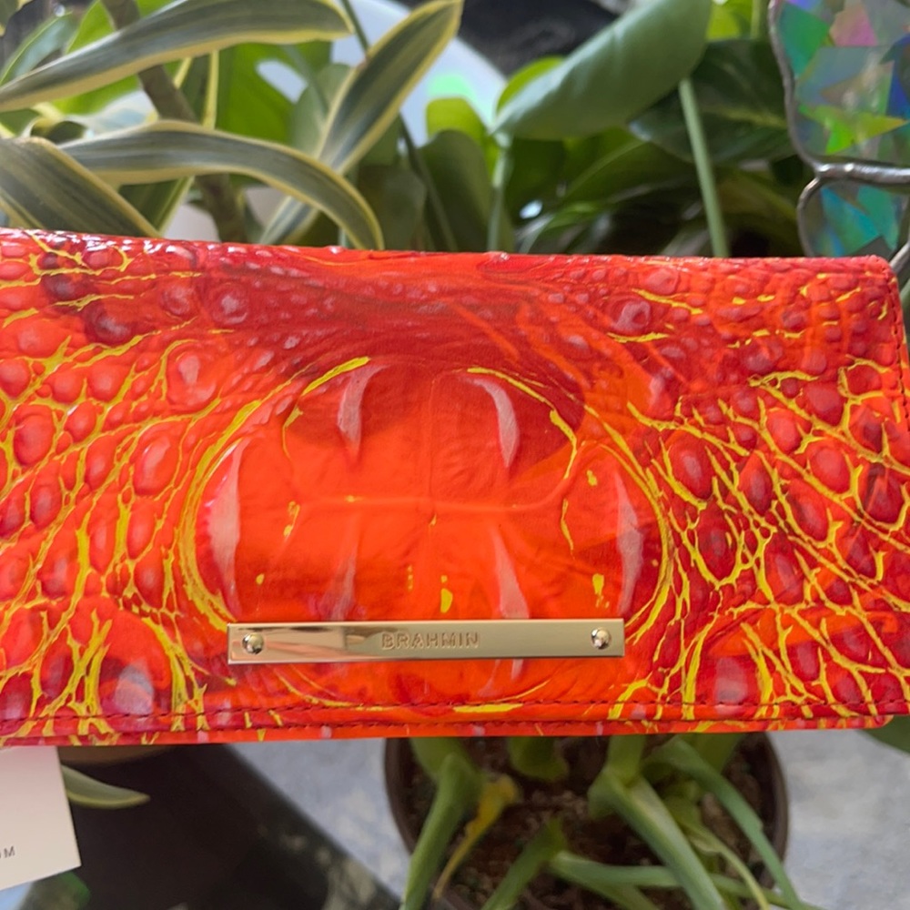 BRAHMIN SPICY ORANGE WALLET- BRAND NEW WITH TAGS